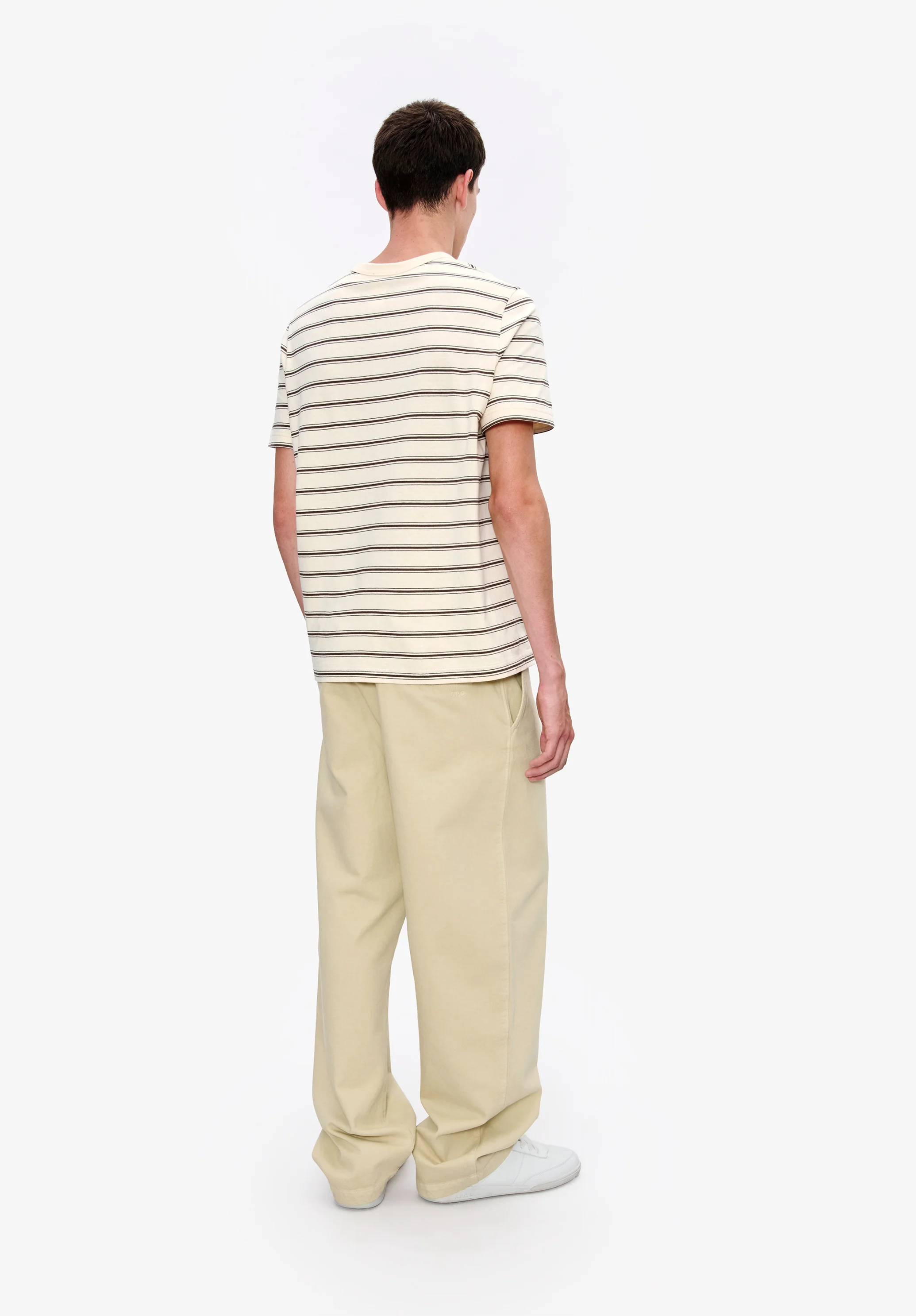 Dan Chinos - Image 3