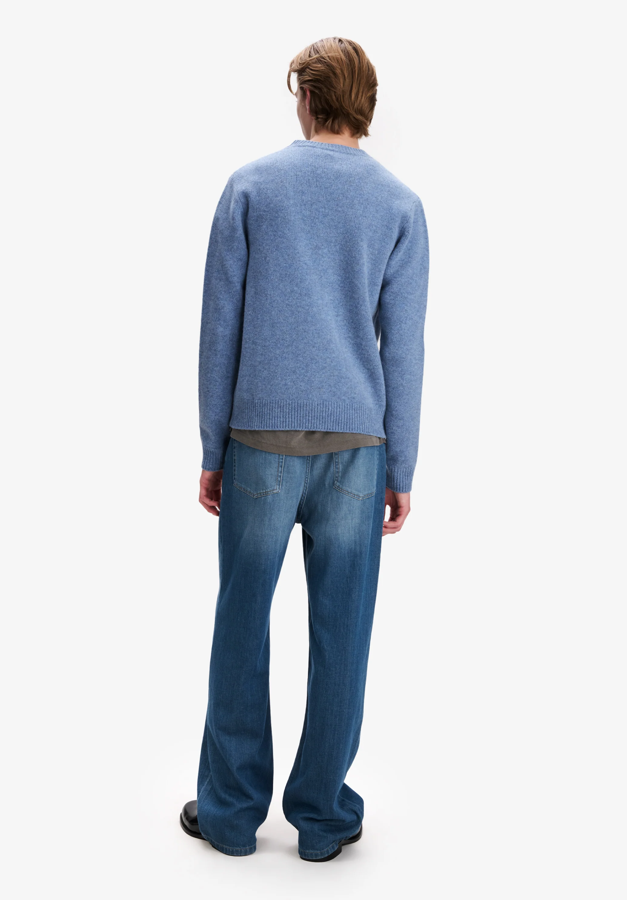 Loose grey-blue wool sweater - Image 3