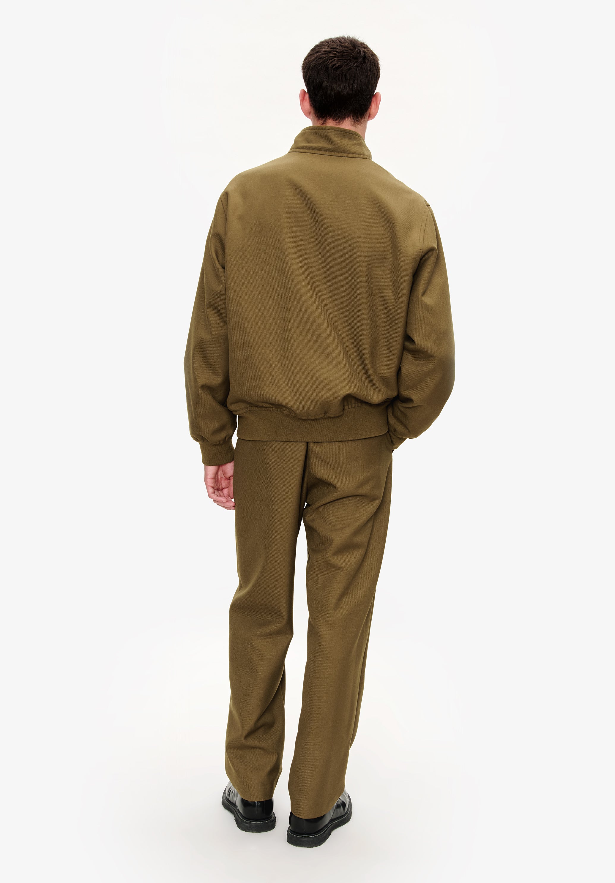 Straight, wide-leg trousers with permanent crease - Image 3