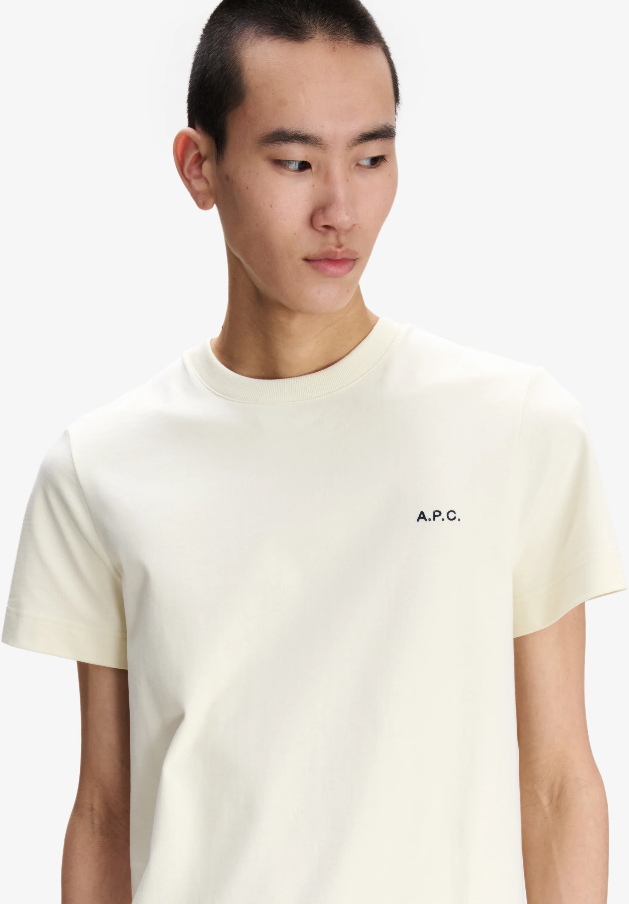 White t-shirt with small A.P.C. logo - Image 4